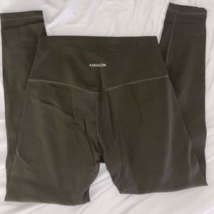Paragon essential legging- ivy- size M